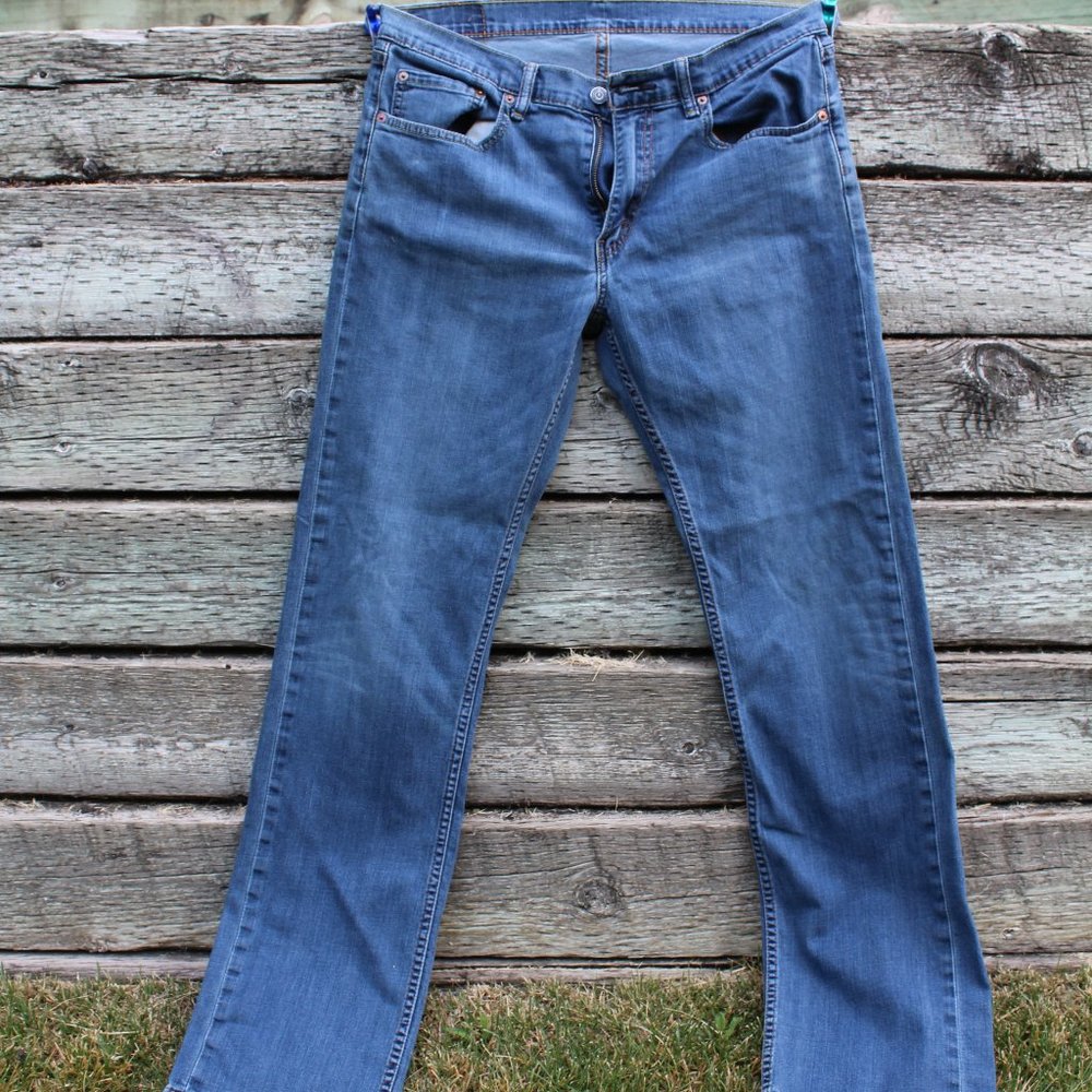 LEVIS 559